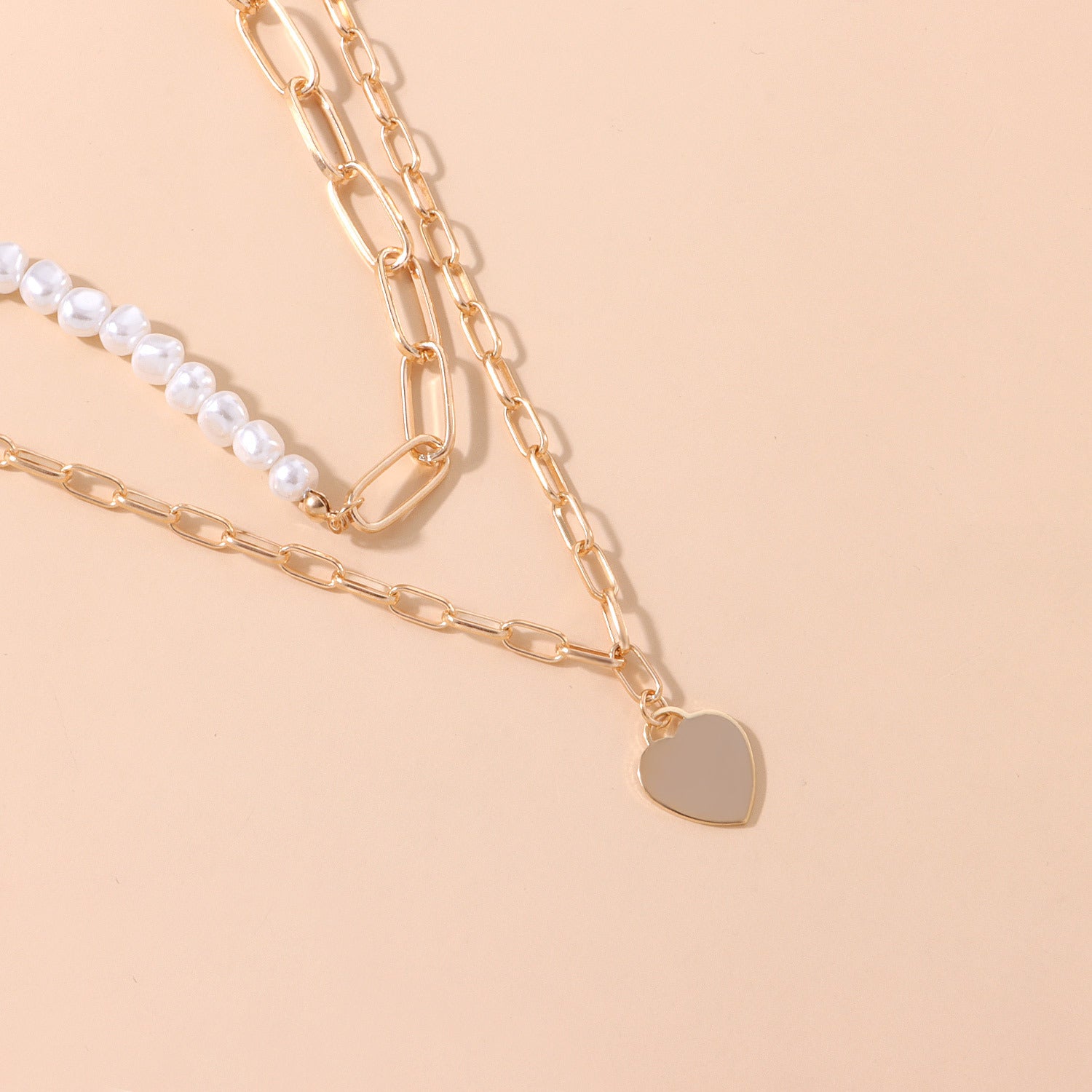 Minimalist heart pendant, pearl &amp; chain gold-plated necklace