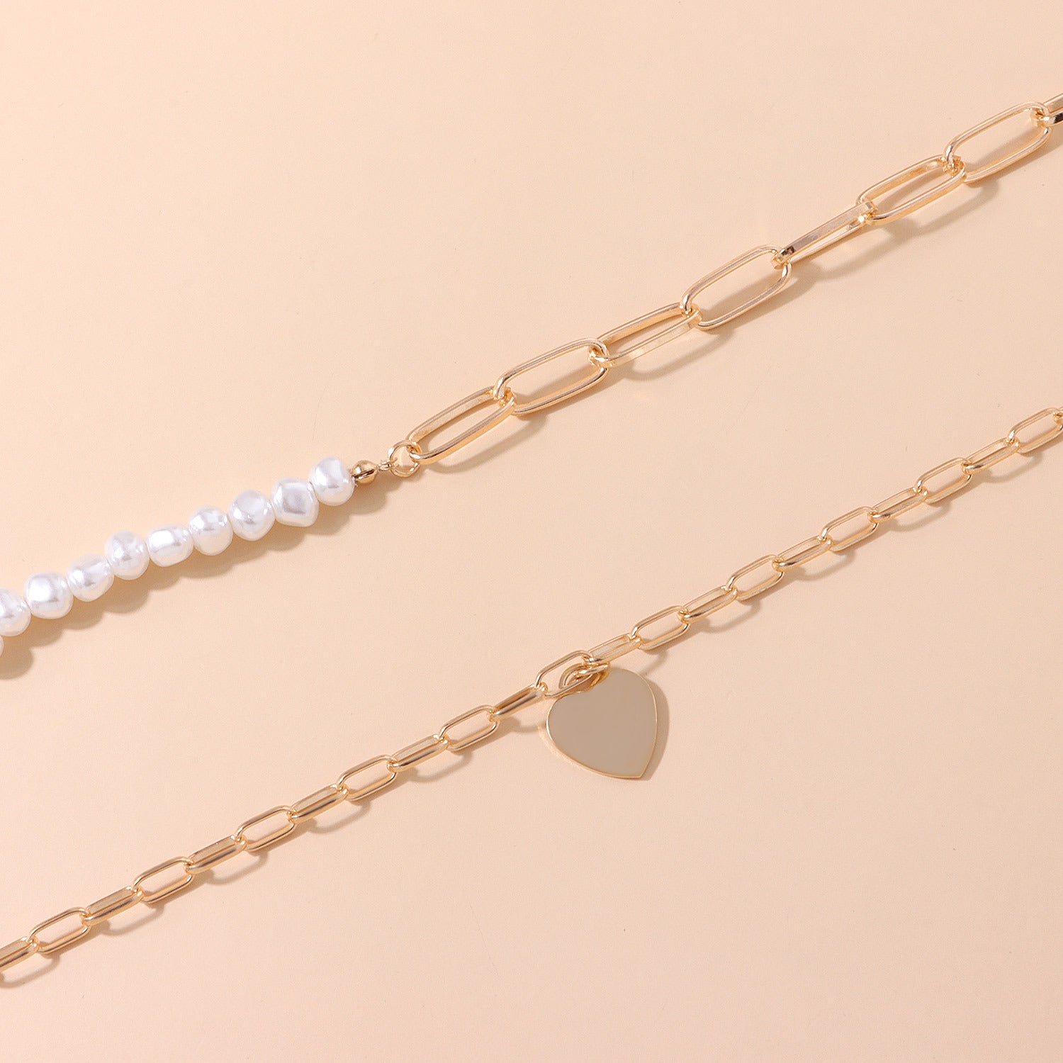 Minimalist heart pendant, pearl &amp; chain gold-plated necklace