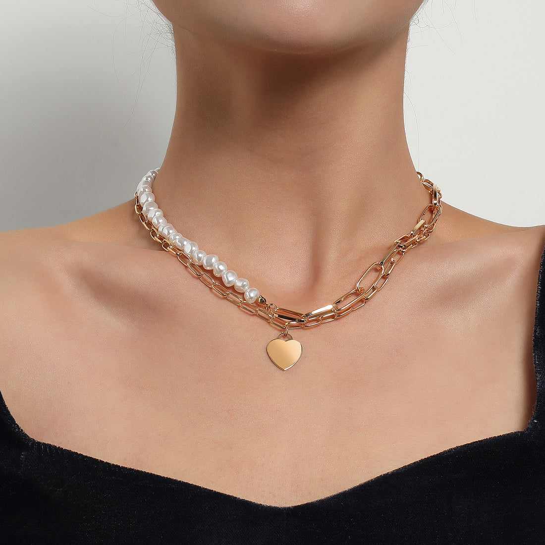 Minimalist heart pendant, pearl &amp; chain gold-plated necklace