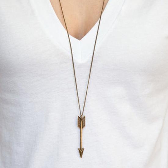 Retro popular arrow necklace, necklace for men and women