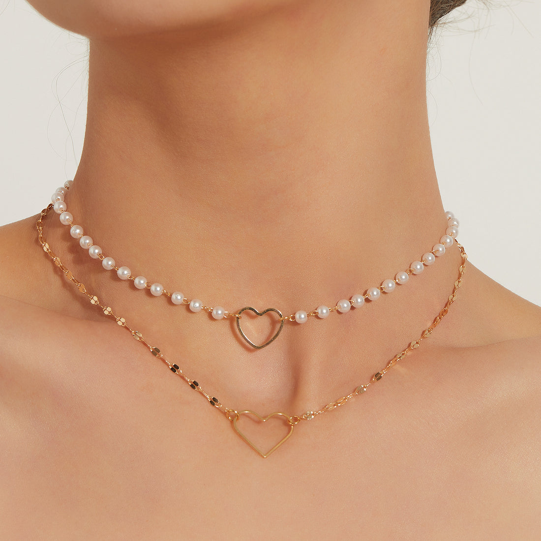 Elegant INS-Trend Gold-Plated Necklace Set, Pearl Necklace with Heart Pendant for a Chic Combo