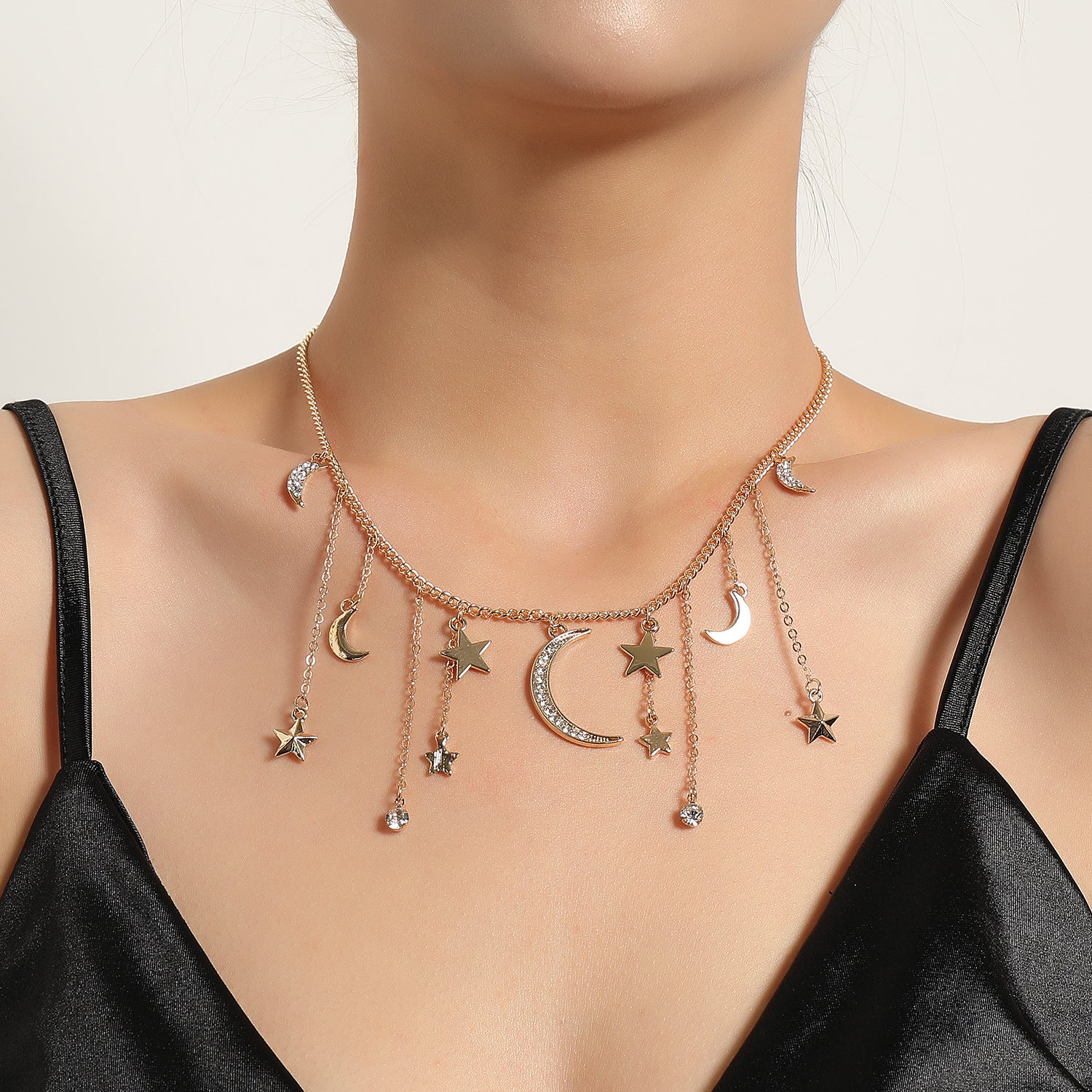 Moon and star necklace, inlaid with zircon necklace, gold-plated necklace, elegant personality