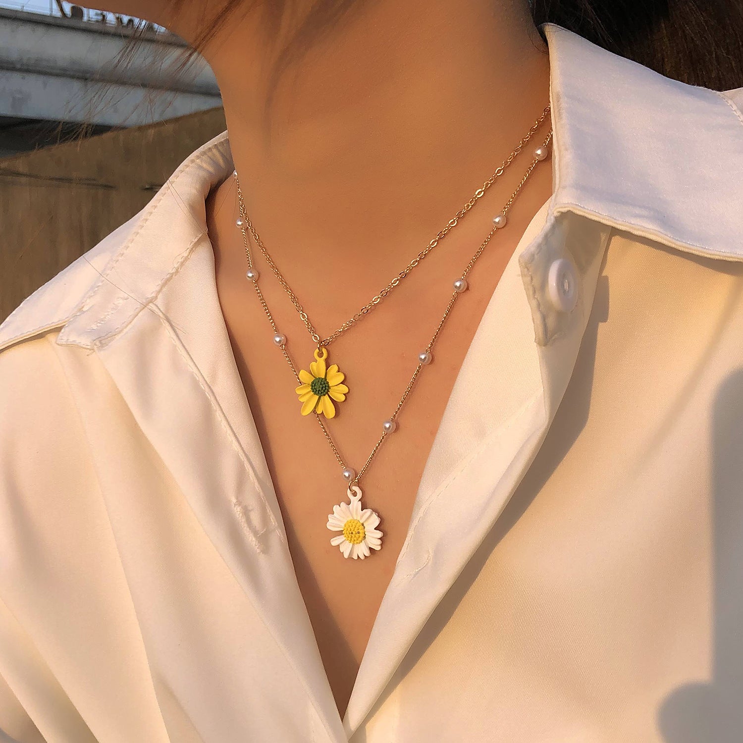 Hot selling flower necklace, Pearl and daisy flower pendant necklace for women [Yellow + white]