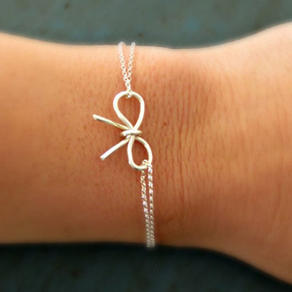 Simple and fashionable bow bracelet chain