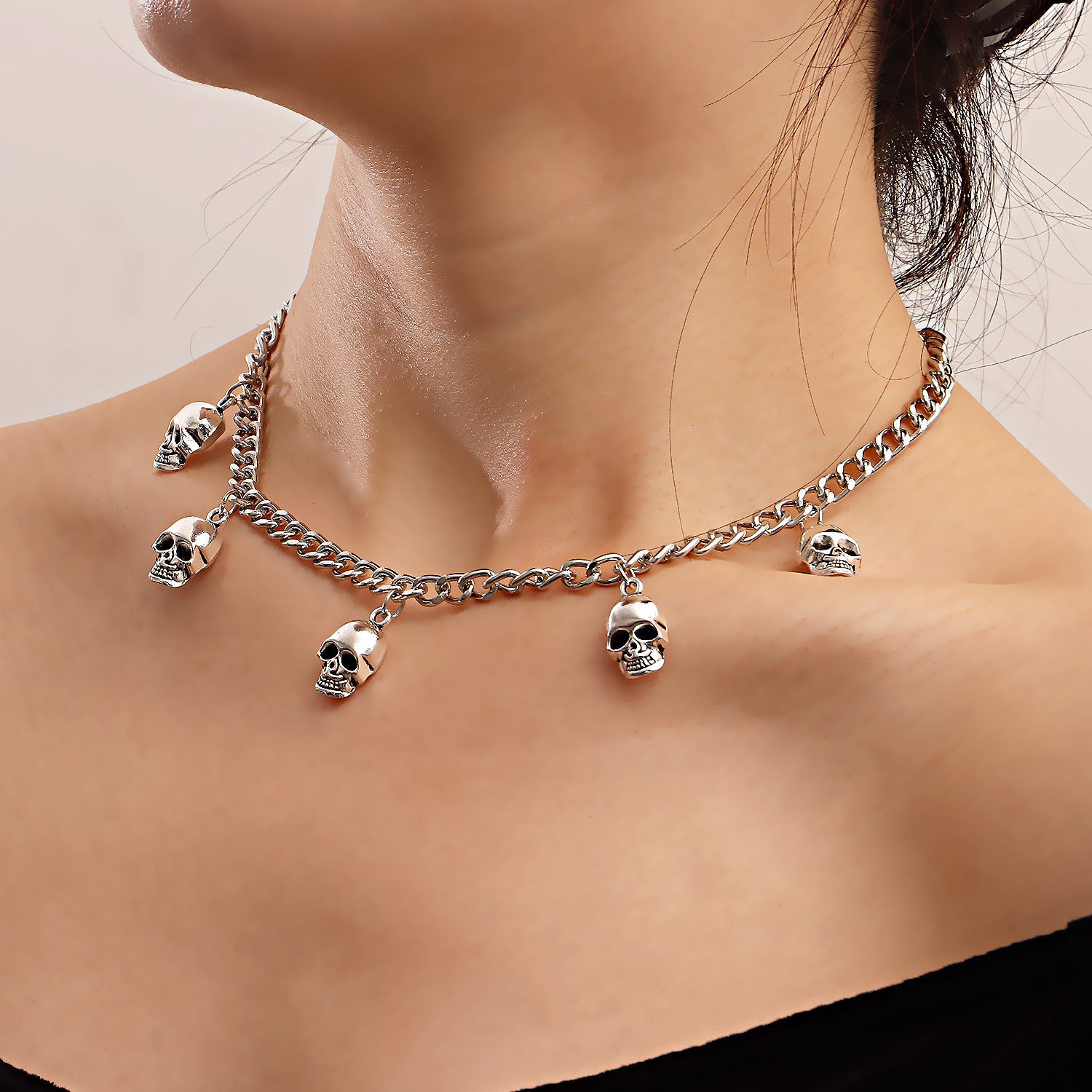 Punk metal choker, Hip-hop skull pendant necklace for women