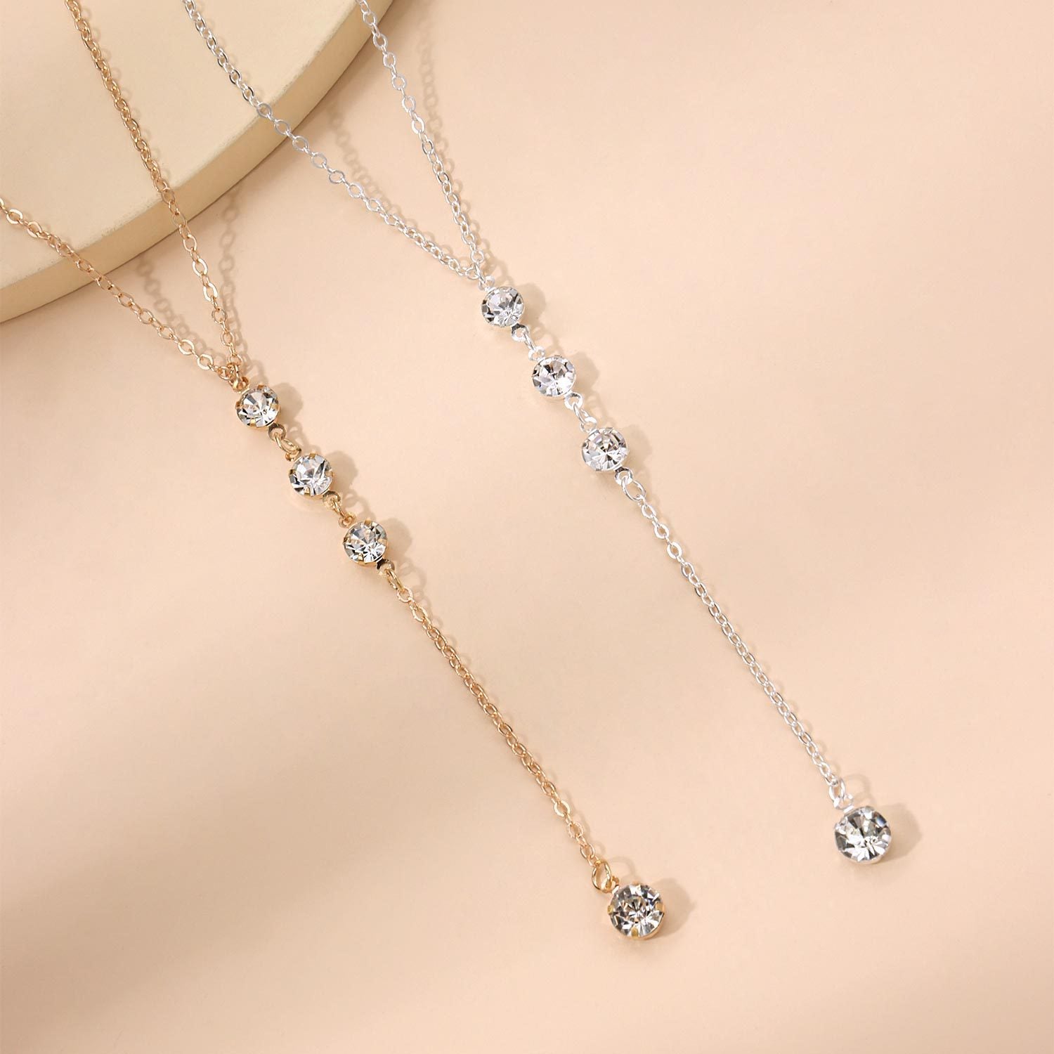 Fashion zircon pendant for women, ultra-fine and trendy necklace